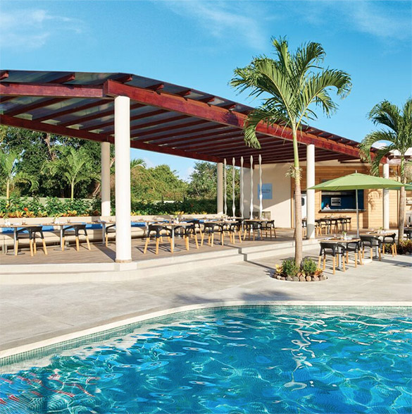 Restaurant Poolside Grill