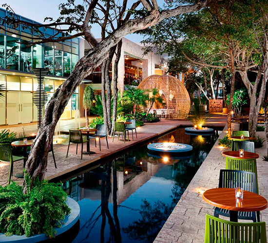 The Fives Plaza - Residencias en la riviera maya